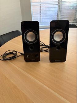Insignia 2.0 Bluetooth and wire speaker 2 pc