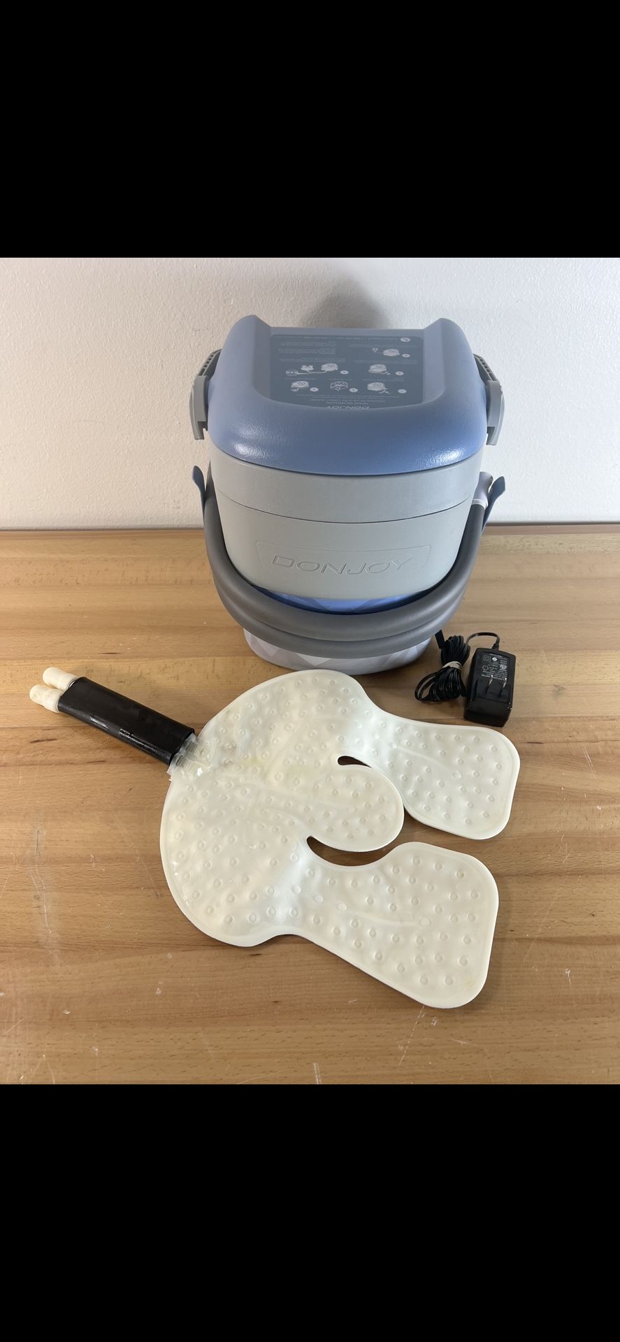 Cold Water Pump Classic 3 w/ AC Adapter and pad, straps