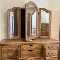 SOLID Wood Country Queen Bedroom Suit