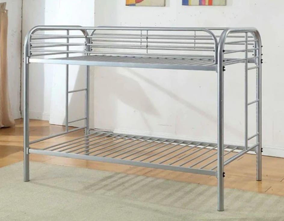 ThomasWhite Finish Twin/Twin Bunk Bed
ACME$10 Down Payment And Financing Available