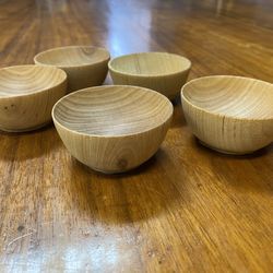 Set of 5 small Wood Bowls