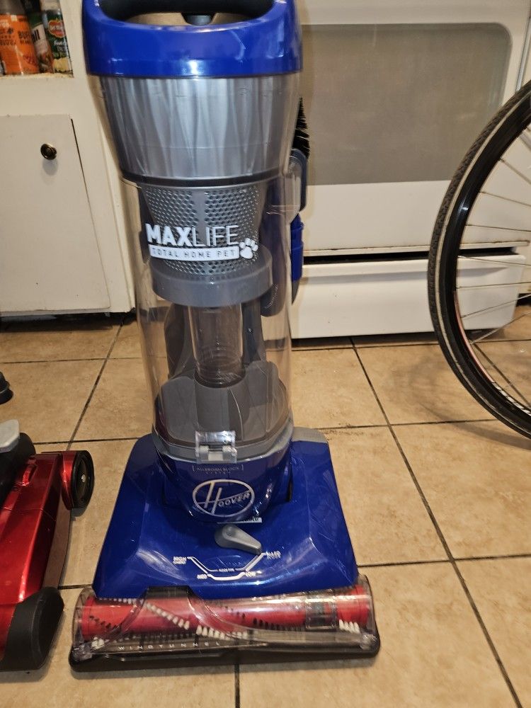 Hoover Rewind And Max Life New Vacuume Cleaners