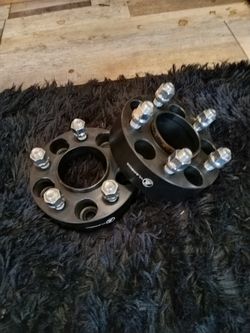 5 Lug 1 1/2 Inch Thick Spacers