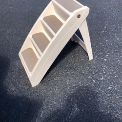 17”wx24”hx36”T Plastic folding dog step