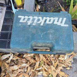 Makita Grinder electrical