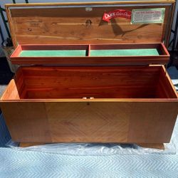 Lane Cedar Chest