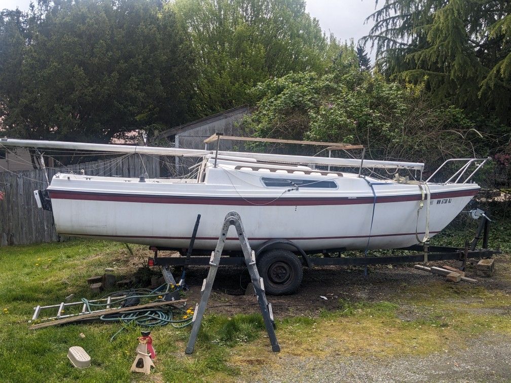 1976 MacGregor Venture V2-22