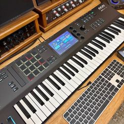 Akai MPC keys 61