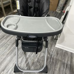 Graco DuoDiner LX foldable High Chair with wheels - Move Out Sale