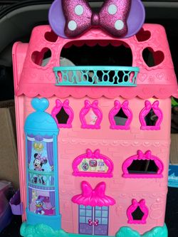 Disney hotel dollhouse w furniture