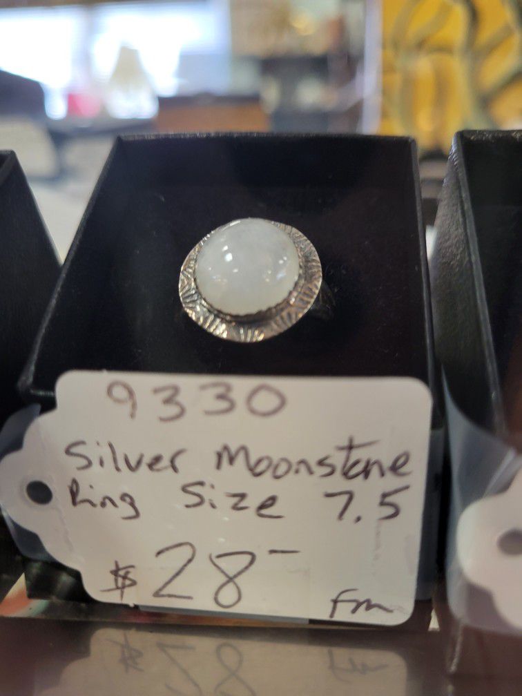 Moonstone Ring Size 7.5