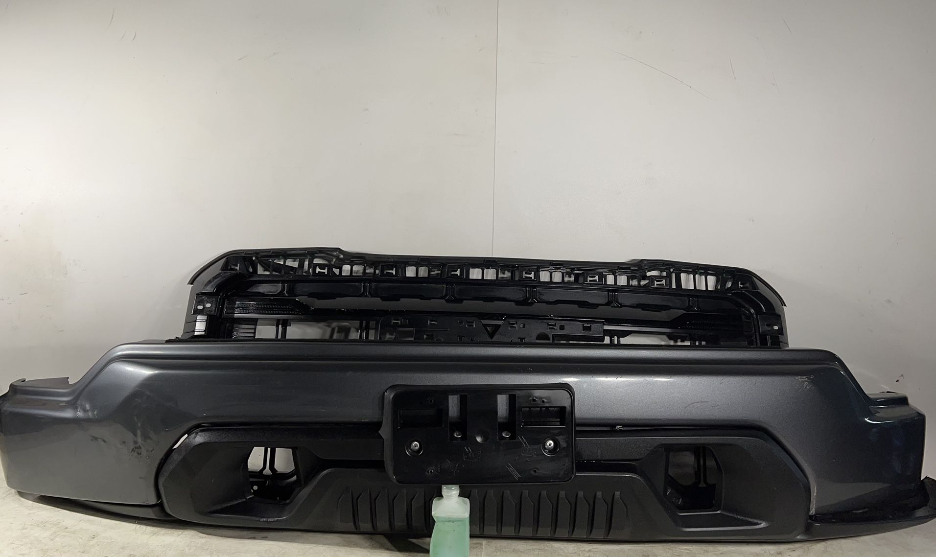 GMC SIERRA 1500 FRONT BUMPER + LOWER VALANCE + GRILLE