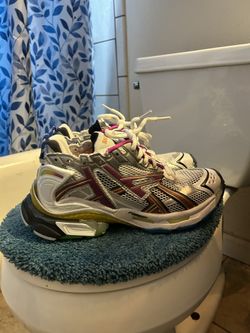 Multi Color track runners size 10