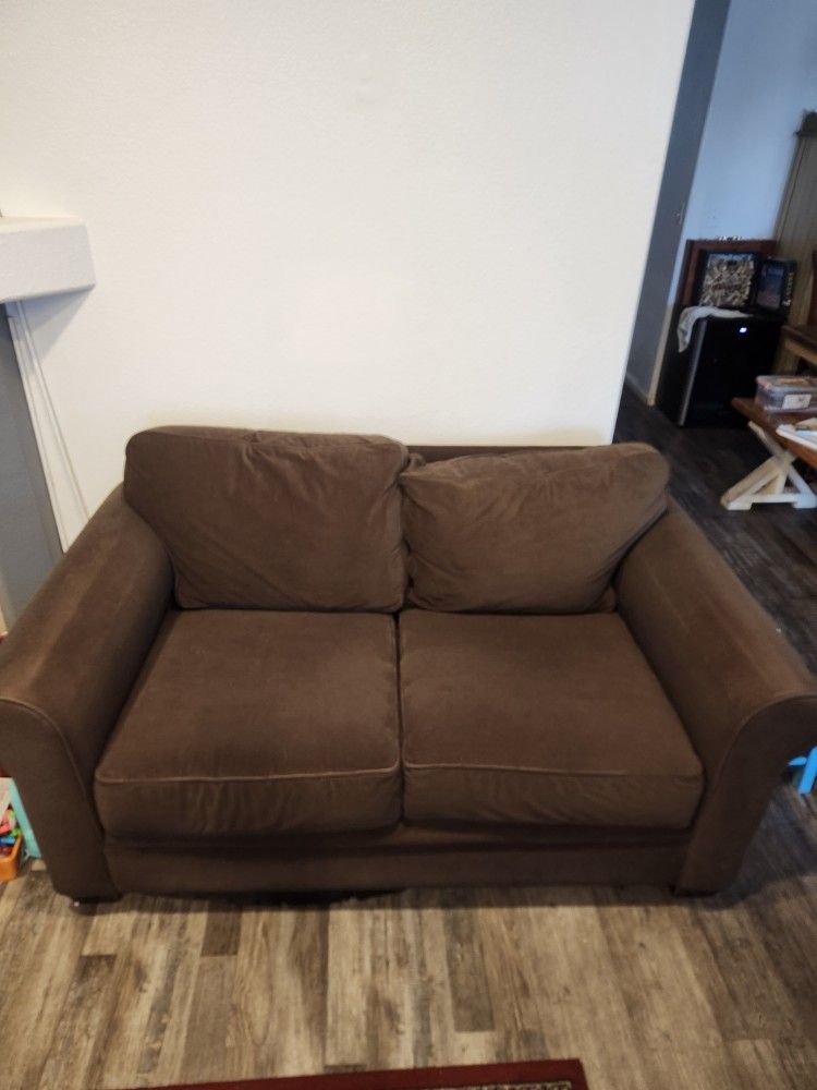 $1 Sofa