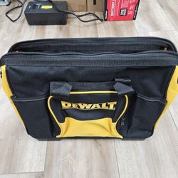 NEW DeWalt 16" Heavy Duty Hard Bottom Tool Bag Tool Tote