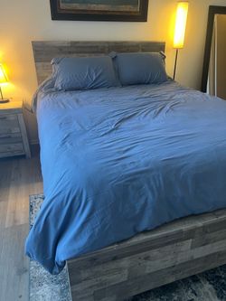 Queen Bedroom Set