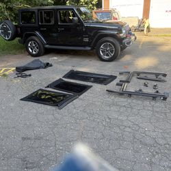 Soft Top Jeep Wrangler, 2020 Sahara