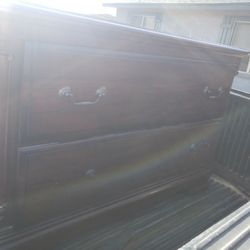 Wood Dresser 
