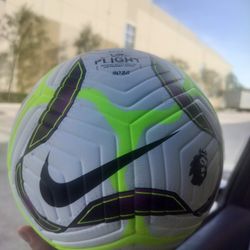 PREMIER LEAGUE OFFICIAL MATCH BALL SIZE 5
