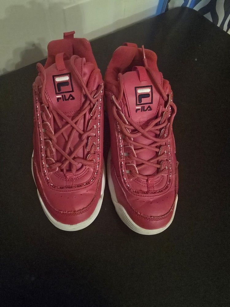 Women's Fila Size 11