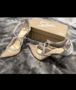 Cristian Louboutin Twistissima Red Sole Pump Size 41(9-10)