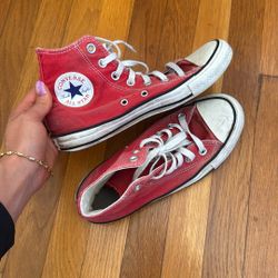 High Top Converse Boys Size 5 Men’s 