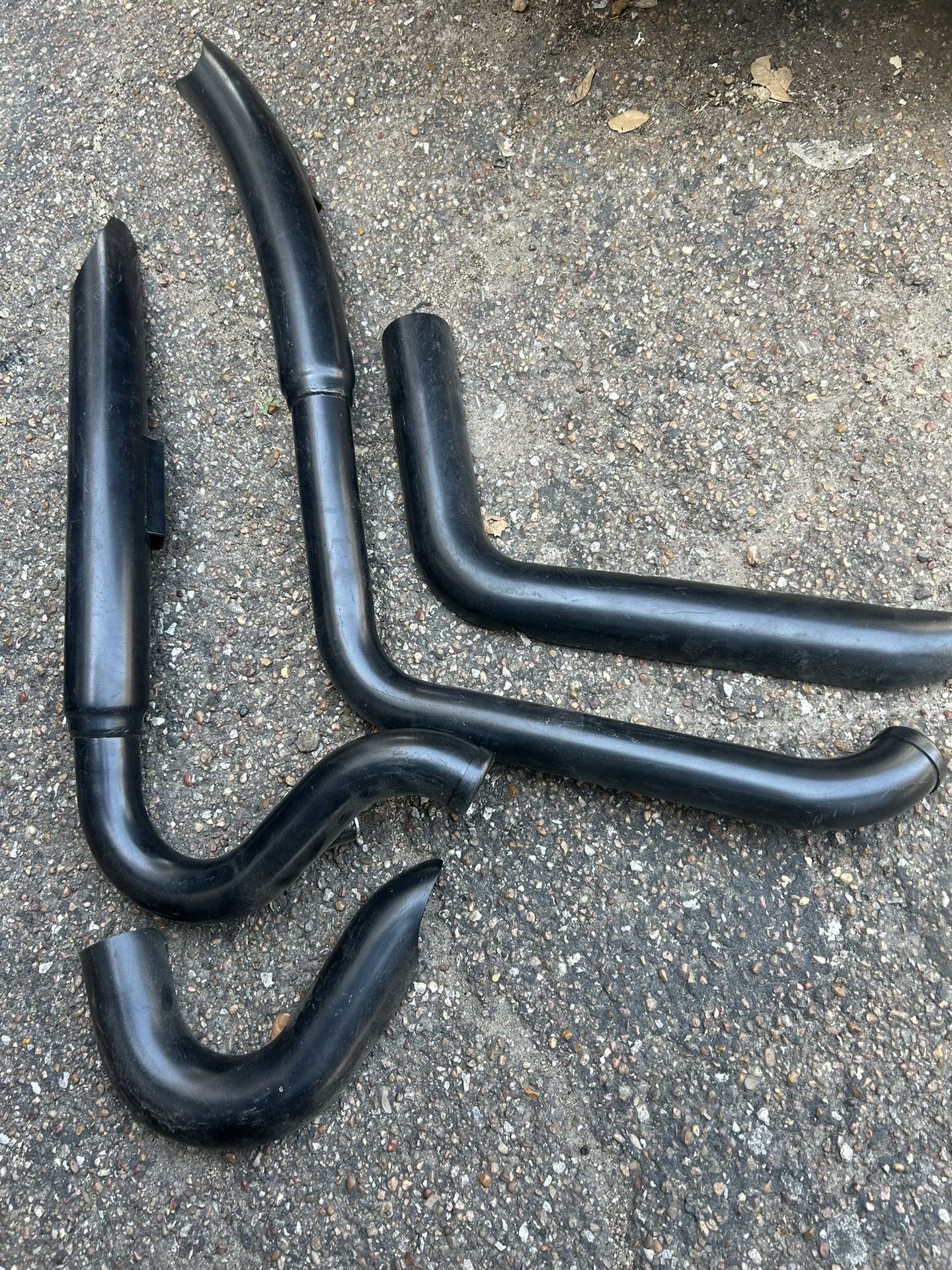 New Hd exhaust pipes with head shield