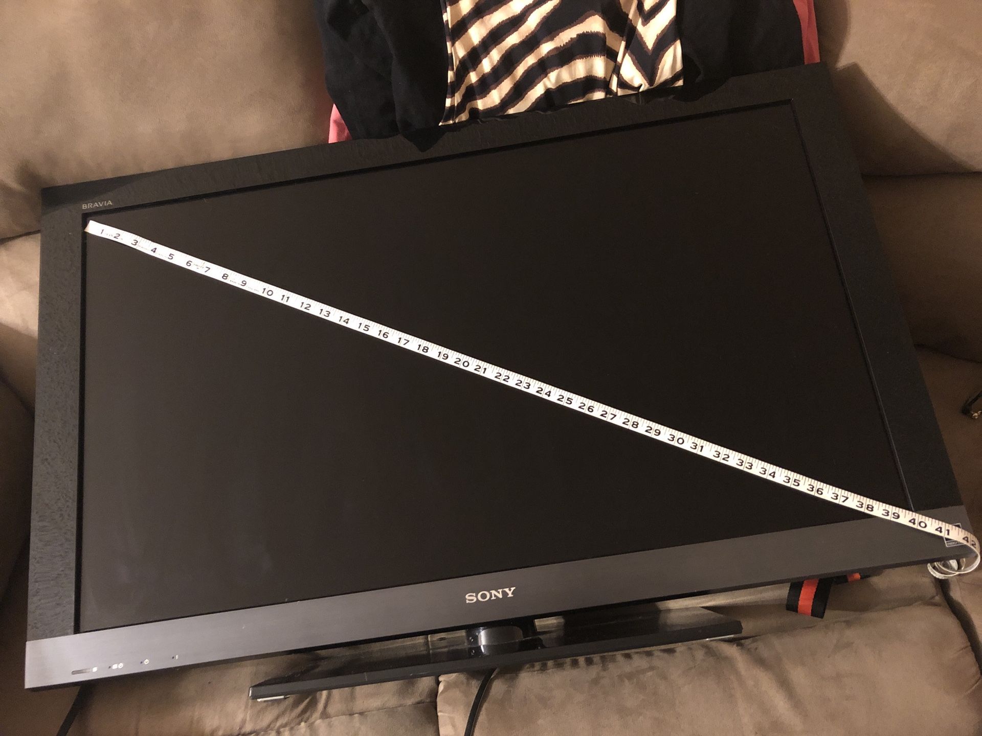 Sony KDL-40EX500 Ex 500 Series 40-Inch Lcd Tv for Sale in Fort