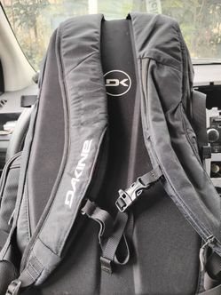 DAKINE poacher 14 back pack
