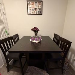 Counter Height Table And Chairs 