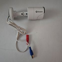 Swann PRO-T(contact info removed)P Multi-Purpose Day/Night Security Camera brand new