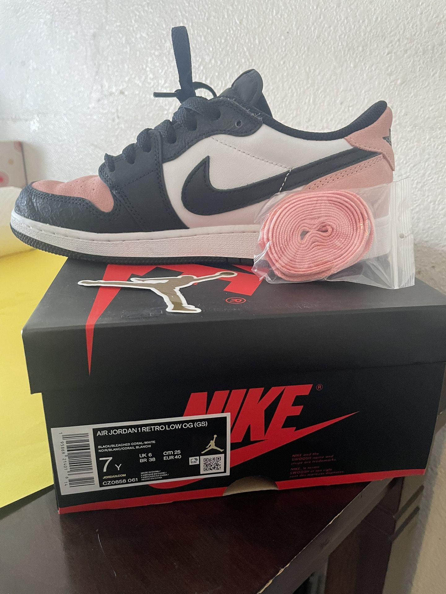 Nike