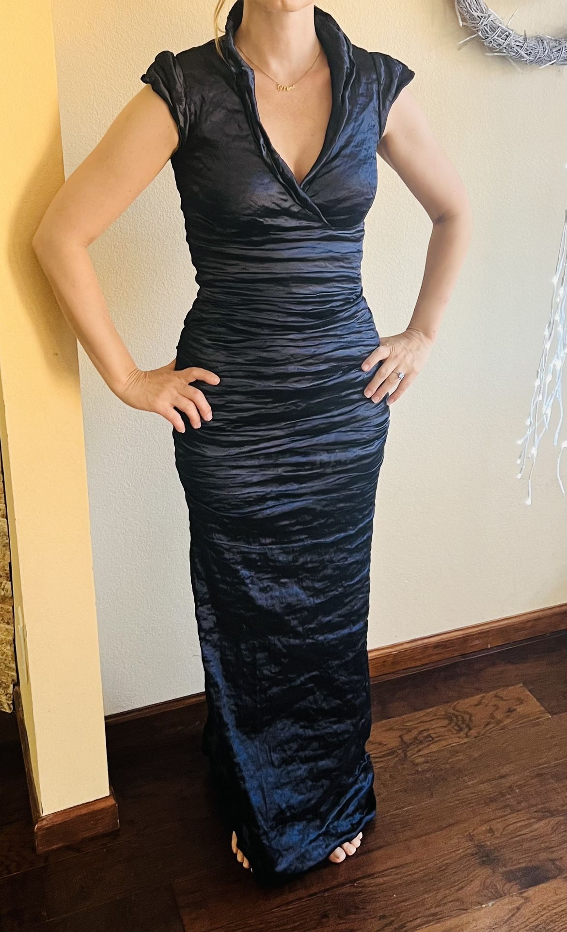 Nicole Miller Metallic Taffeta Crinkle Navy Blue Maxi Dress Gown Formal Mermaid