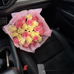 25 Roses 