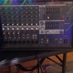 Yamaha 12channel  500 Watt Mixer