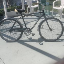( PENDING) Huffy Cruiser men 26inch Wheels 