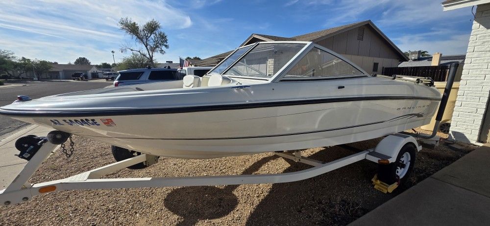 Bayliner Boat