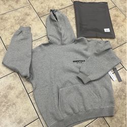 Essentials Hoodies( ALL SIZES AND COLORS)✅