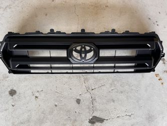 2024 Toyota Tacoma SR/SR5 Grille