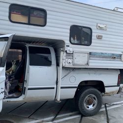 Cabover Camper Rv. Off Grid Full Bath 