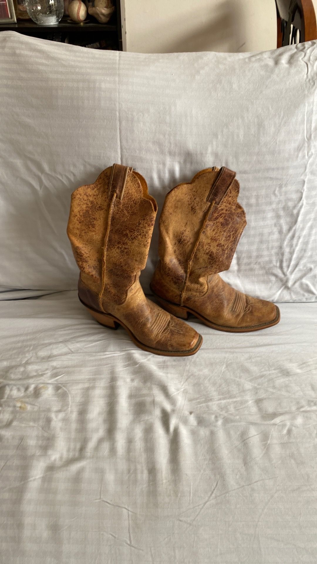 Women’s cowboy boots