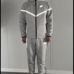 Nike Tech gray reflective full set