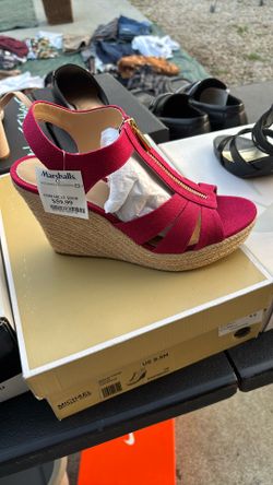 Michael Kors Women’s Wedge