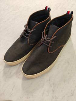 Tommy Hilfiger Suede Chukka Boots