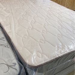 ⚜️NEW QUEEN SIZE DOUBLE SIDED (COMFORT : FIRM )DELUXE  MATTRESS  W.BOXSPRING INCLUDED ⚜️           🔥 SAVE BIG 🔥