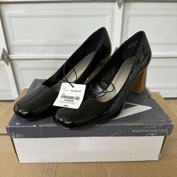 Black Heels size 10 