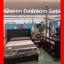 ✨ Queen Bedroom Set 