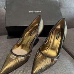 Dolce & Gabbana Gold And Black 4 Inch Heels 