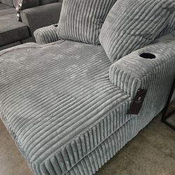 Stupendous Grey Plush Chair