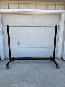 Clothing rack